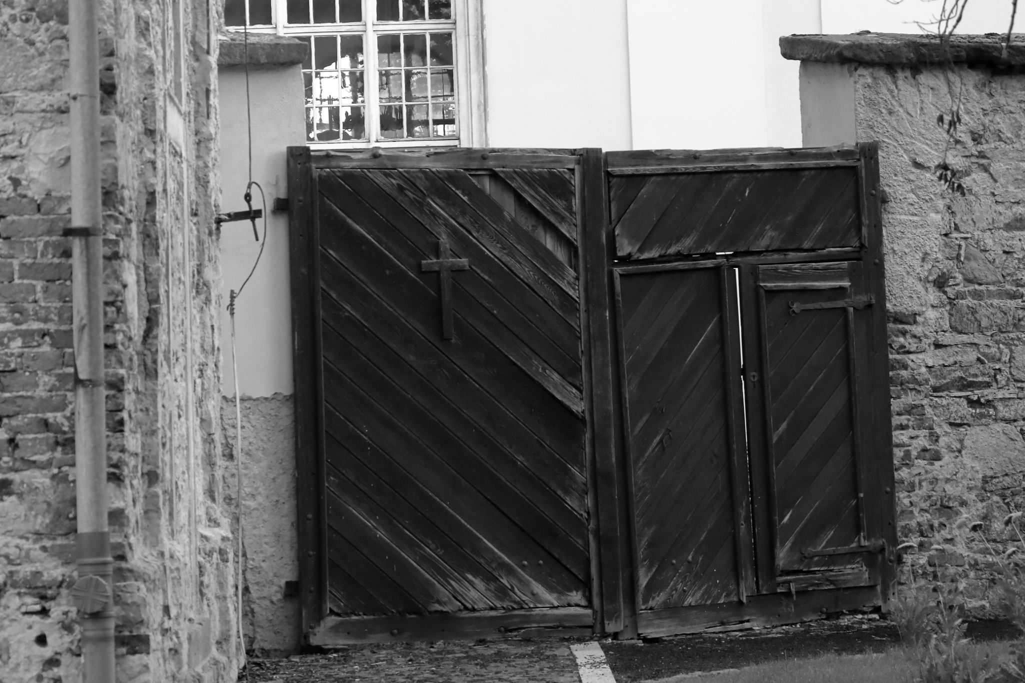 2024 08 16 3827 v2 bw out