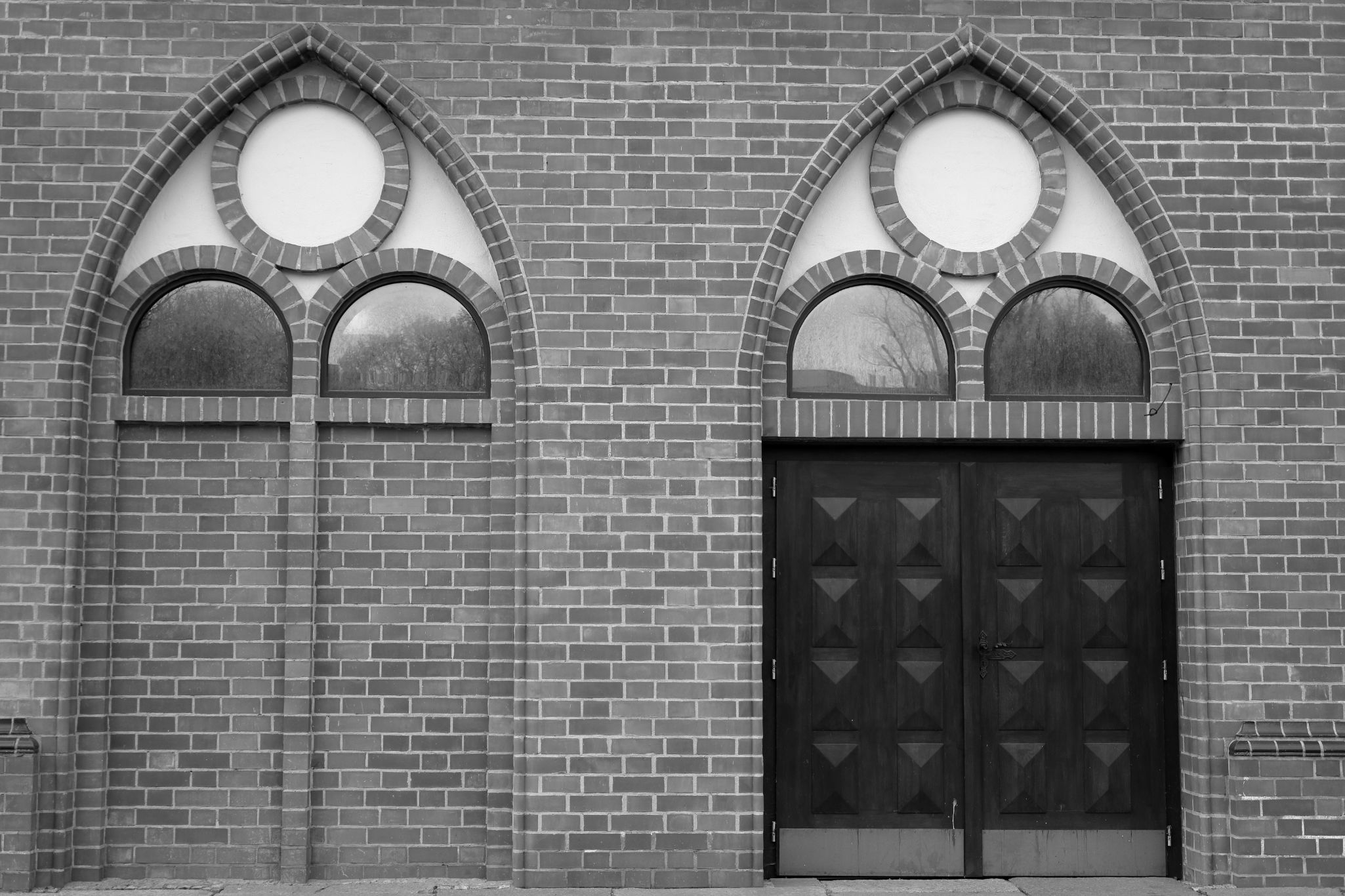 2024 04 01 1001 v2 bw out