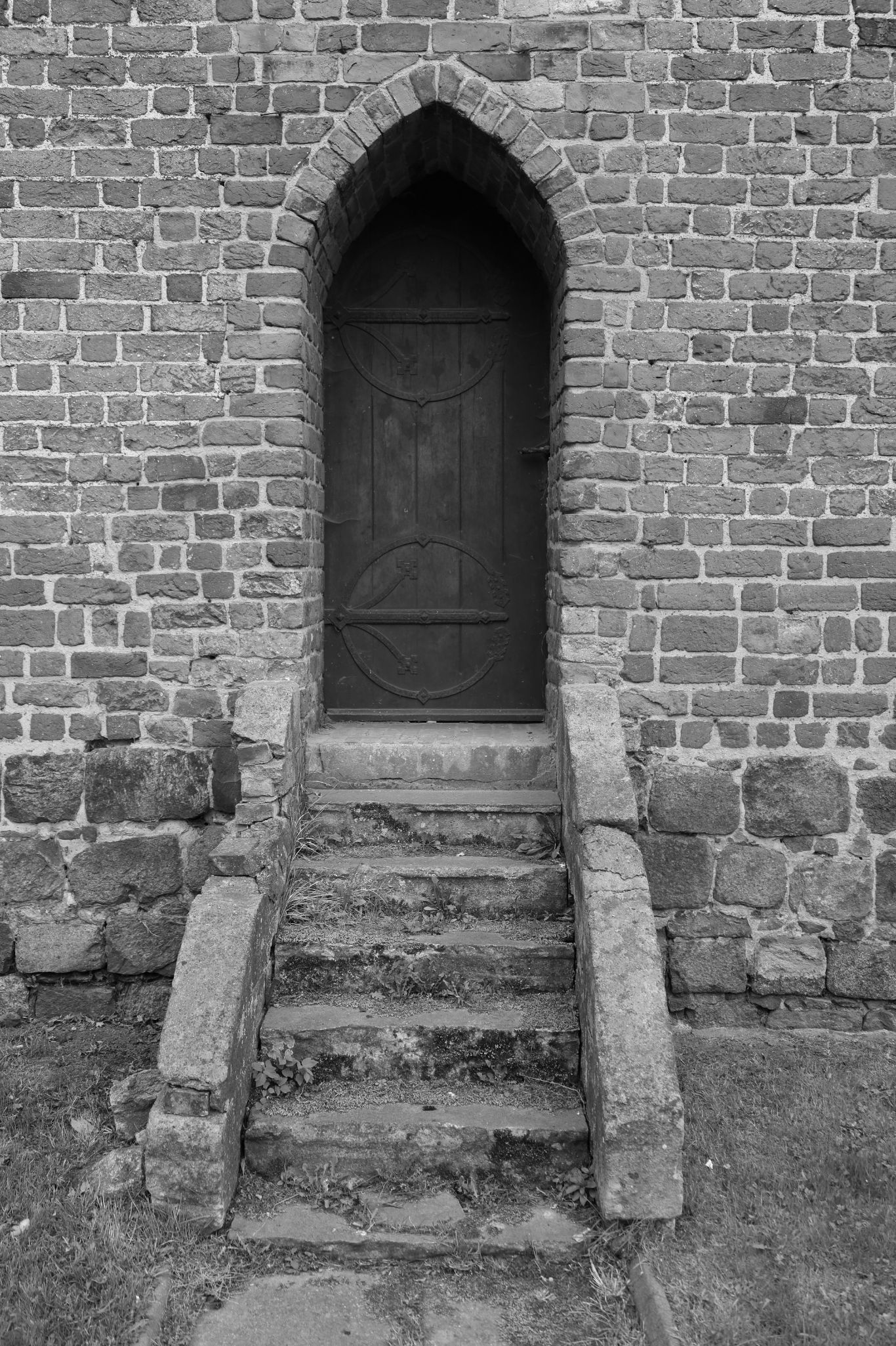 2024 04 13 1163 v2 bw out