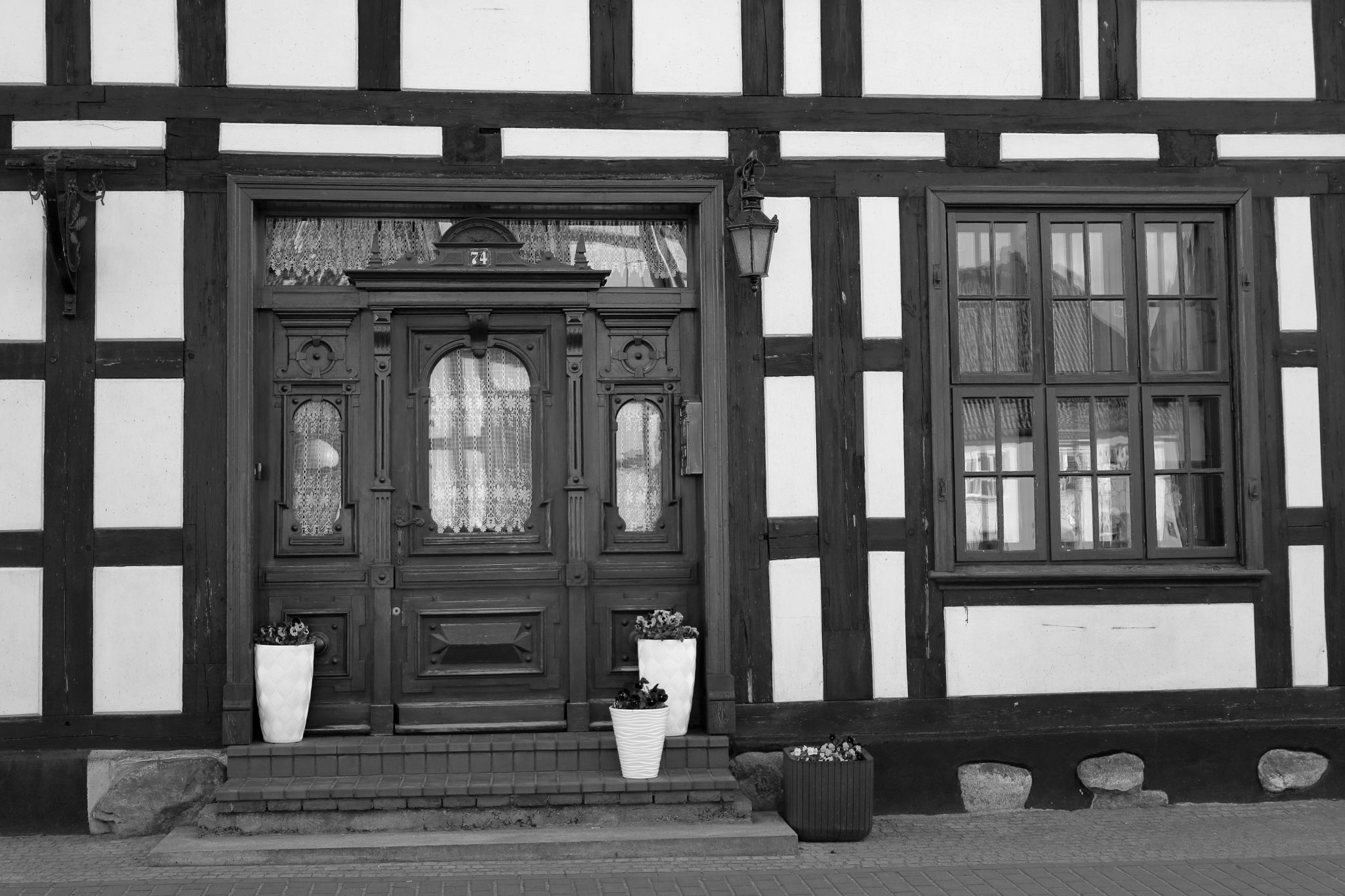 Doors B&W